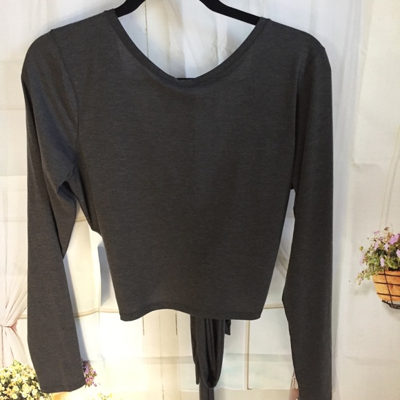NWT HBLK LULULEMON TIED TO IT WRAP LONG SLEEVE 10 - Picture 4 of 7